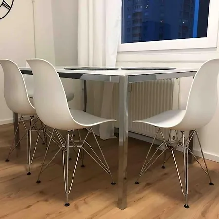 Apartmán Spacious Near Train Station Lublaň
